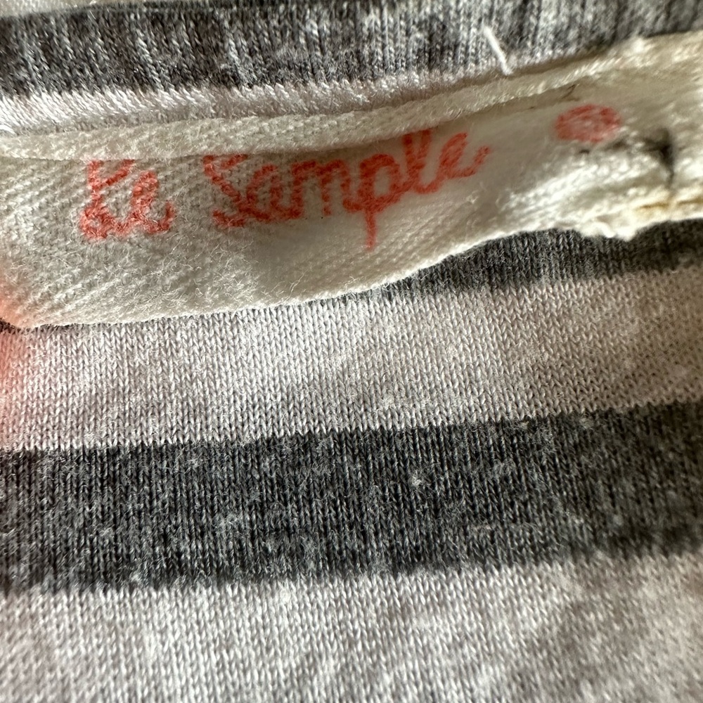 LE SAMPLE
Kahlo Embroidered Racerback Tank Medium - Picture 3 of 3
